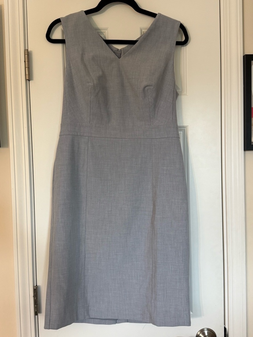 NWT Ann Taylor Light Gray Sleeveless V-Neck Sheath Dress - Picture 3 of 7
